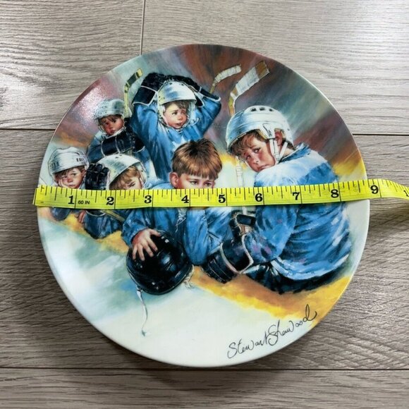 Vintage Stewart Sherwood 1989 Falling Behind Hockey Plate Collectable - Picture 4 of 4